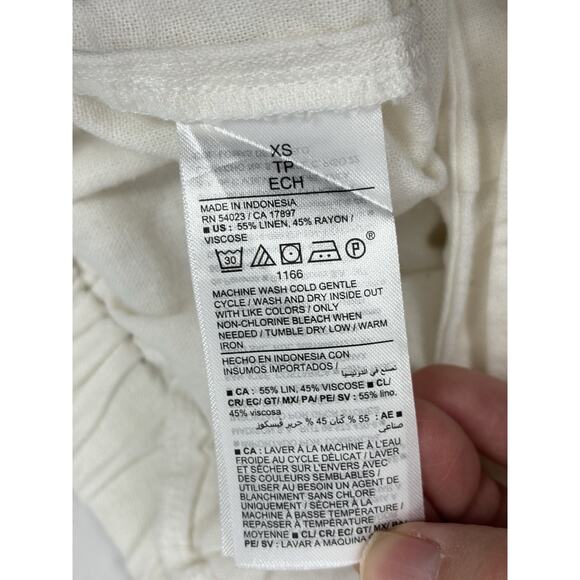 Old Navy White Linen Blend Front Wrap Skort Size XS 3.5” Inseam Cottage Preppy - Picture 3 of 9